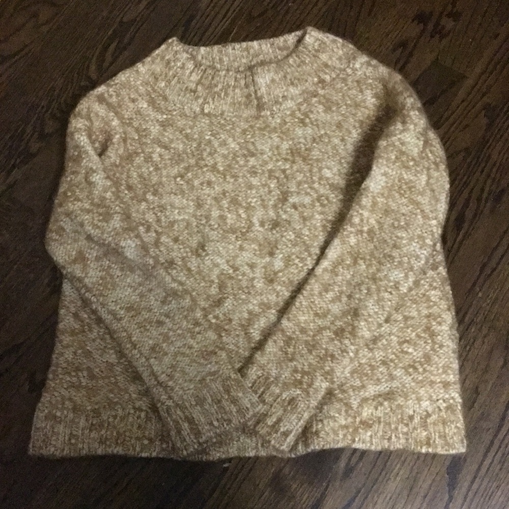 Lord & Taylor wool sweater